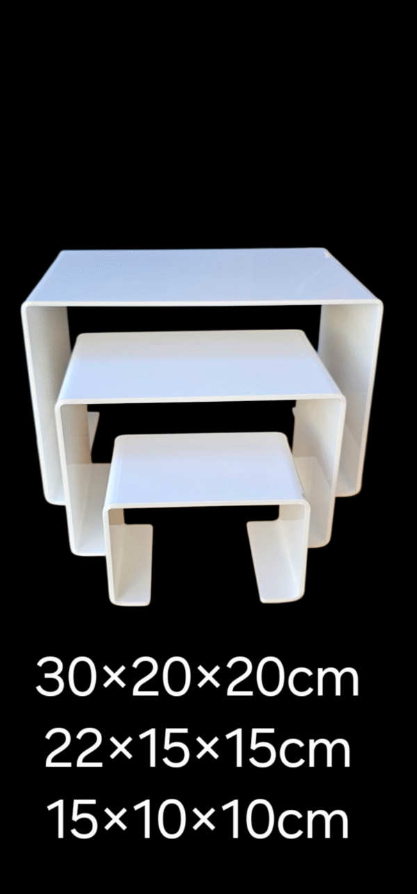 Poduim 3 etage blanc